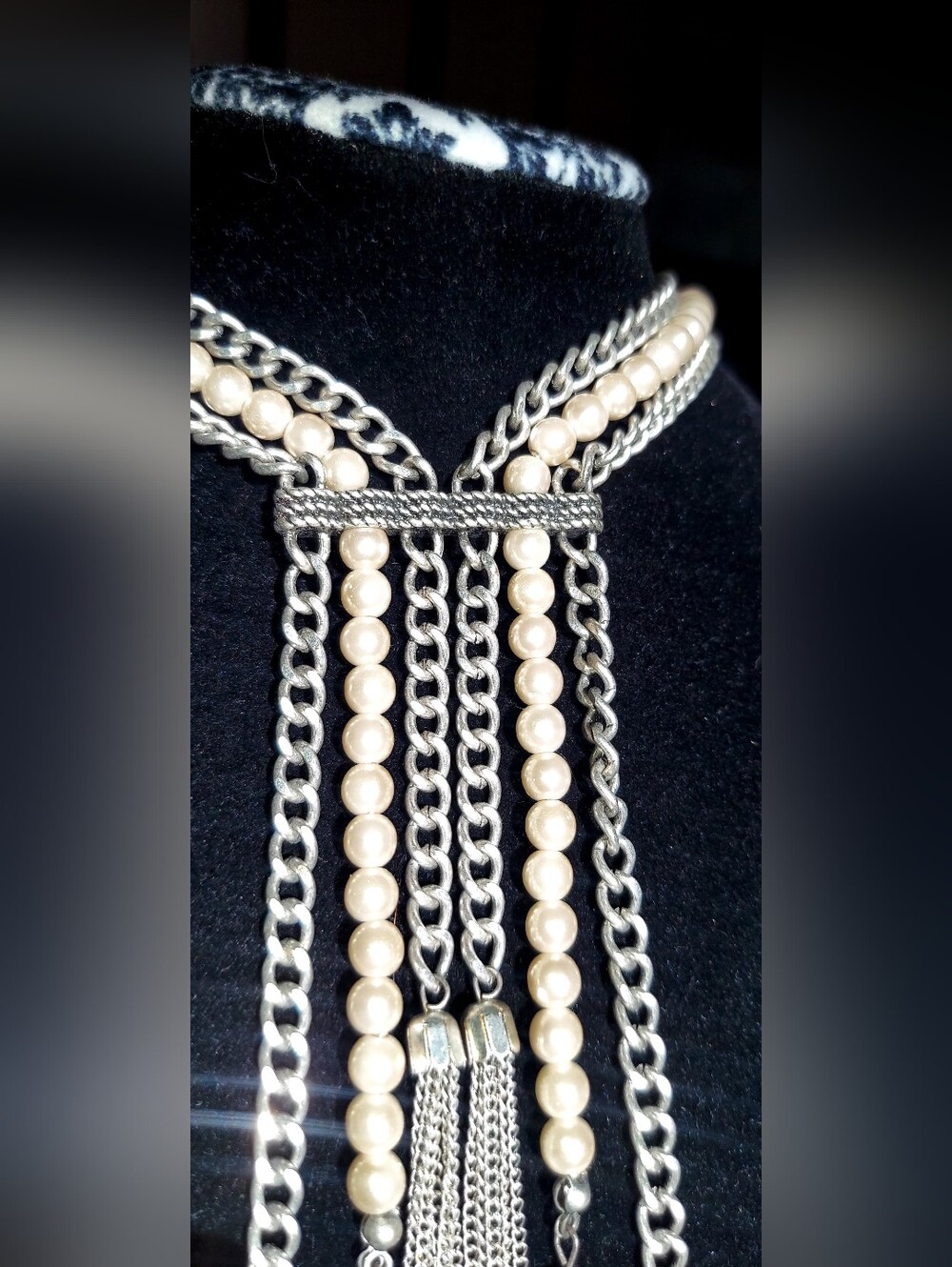 Source Unknown Cream Pearl and Silver-Tone Multi-Strand Fringe Necklace